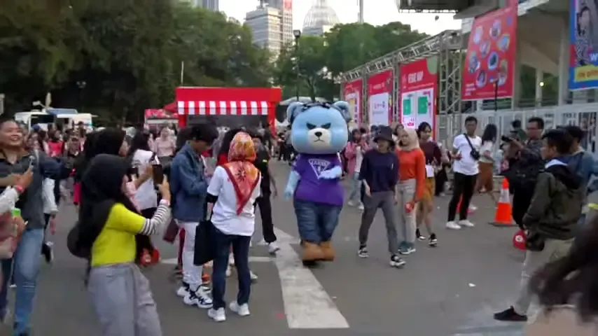 Maskot Karakter Personel BTS