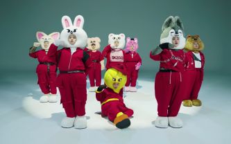 Lucunya Member Stray Kids Memakai Kostum Maskot